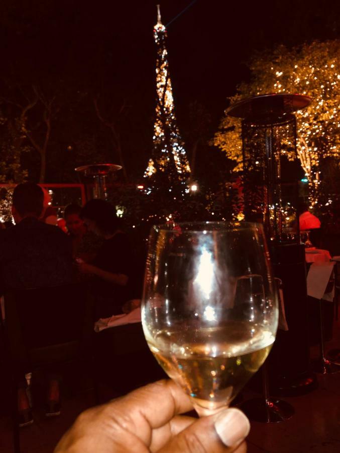 Апартаменты Au Pied De La Tour Eiffel Trocadero Париж Экстерьер фото